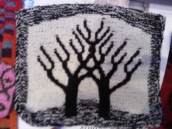 I've always wanted to knit realistic trees.