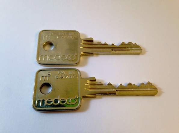 Medeco 5 and 6 pin keys